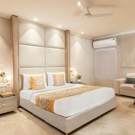 Hotel Aero Star By Star Group New Delhi Eksteriør billede