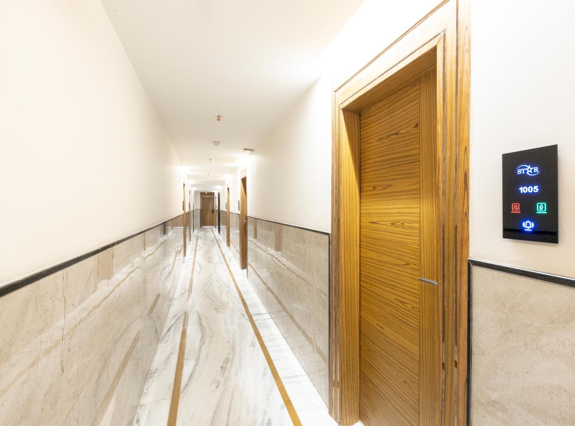 Hotel Aero Star By Star Group New Delhi Eksteriør billede