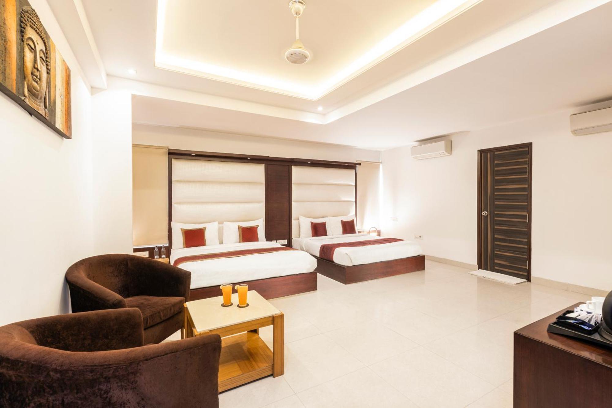 Hotel Aero Star By Star Group New Delhi Eksteriør billede