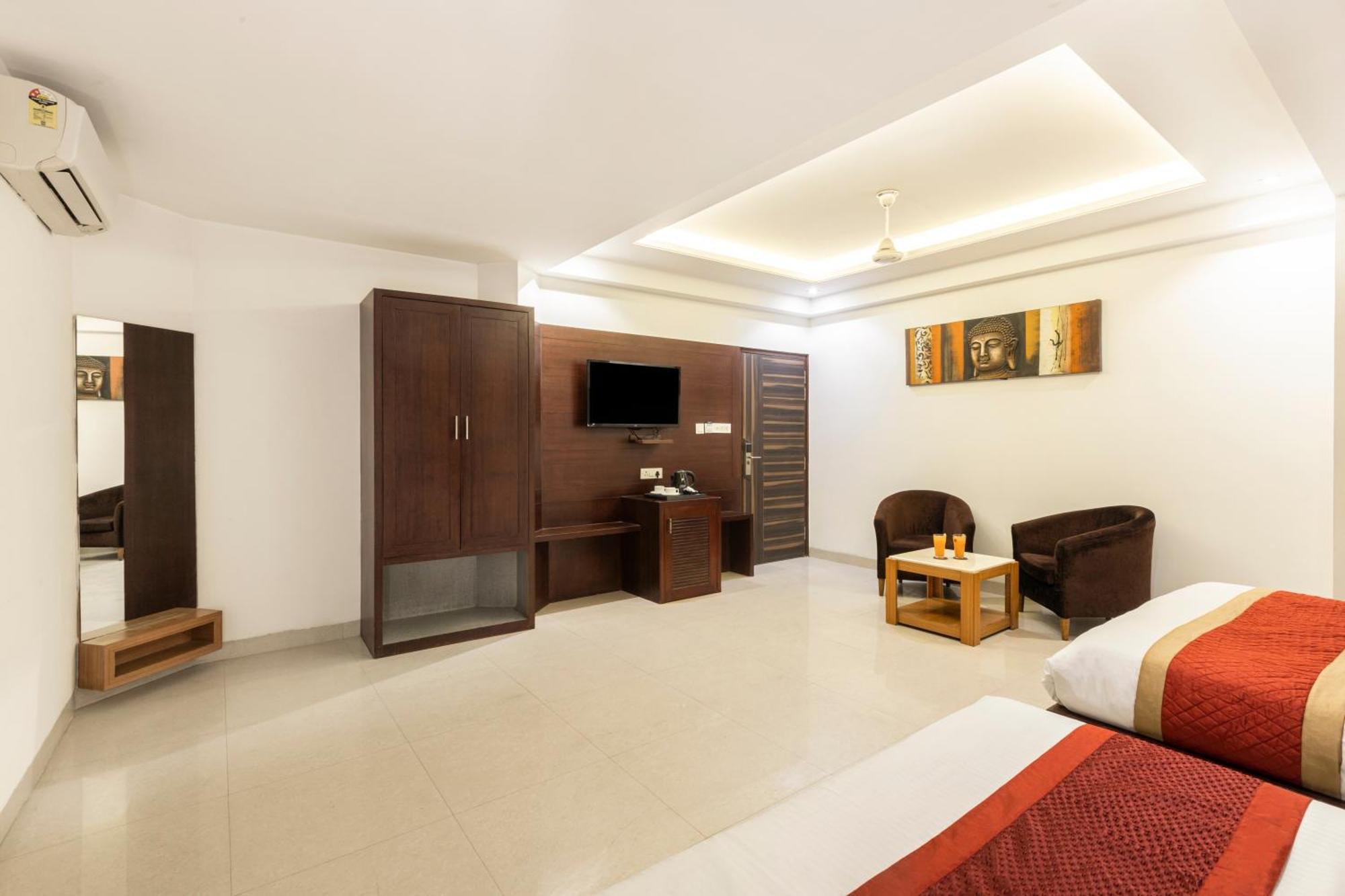 Hotel Aero Star By Star Group New Delhi Eksteriør billede