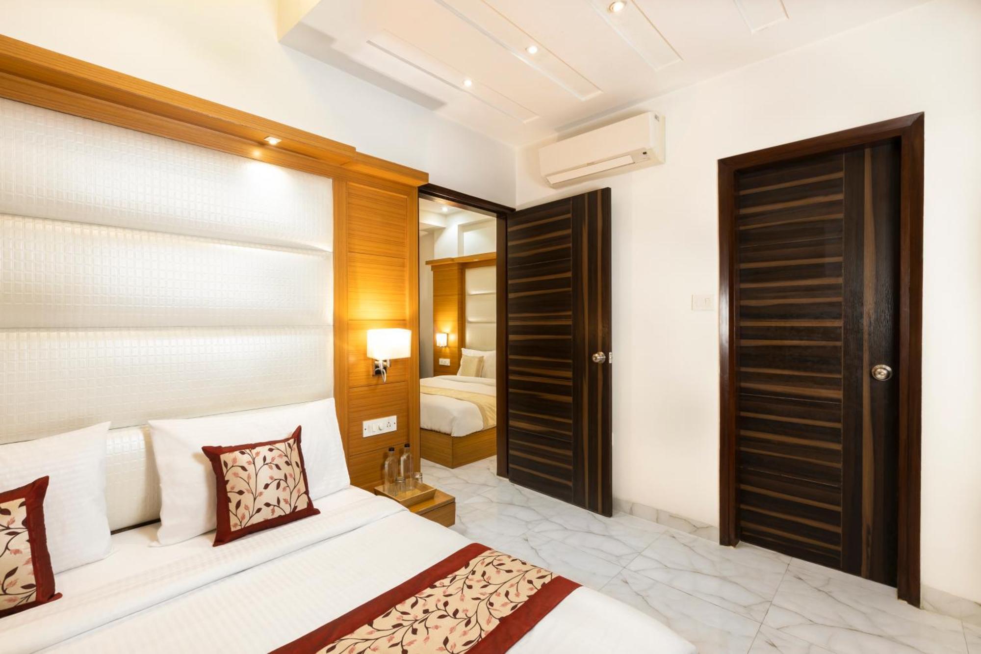 Hotel Aero Star By Star Group New Delhi Eksteriør billede