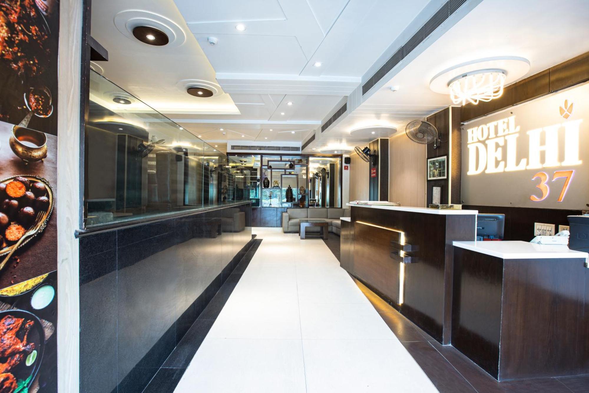 Hotel Aero Star By Star Group New Delhi Eksteriør billede