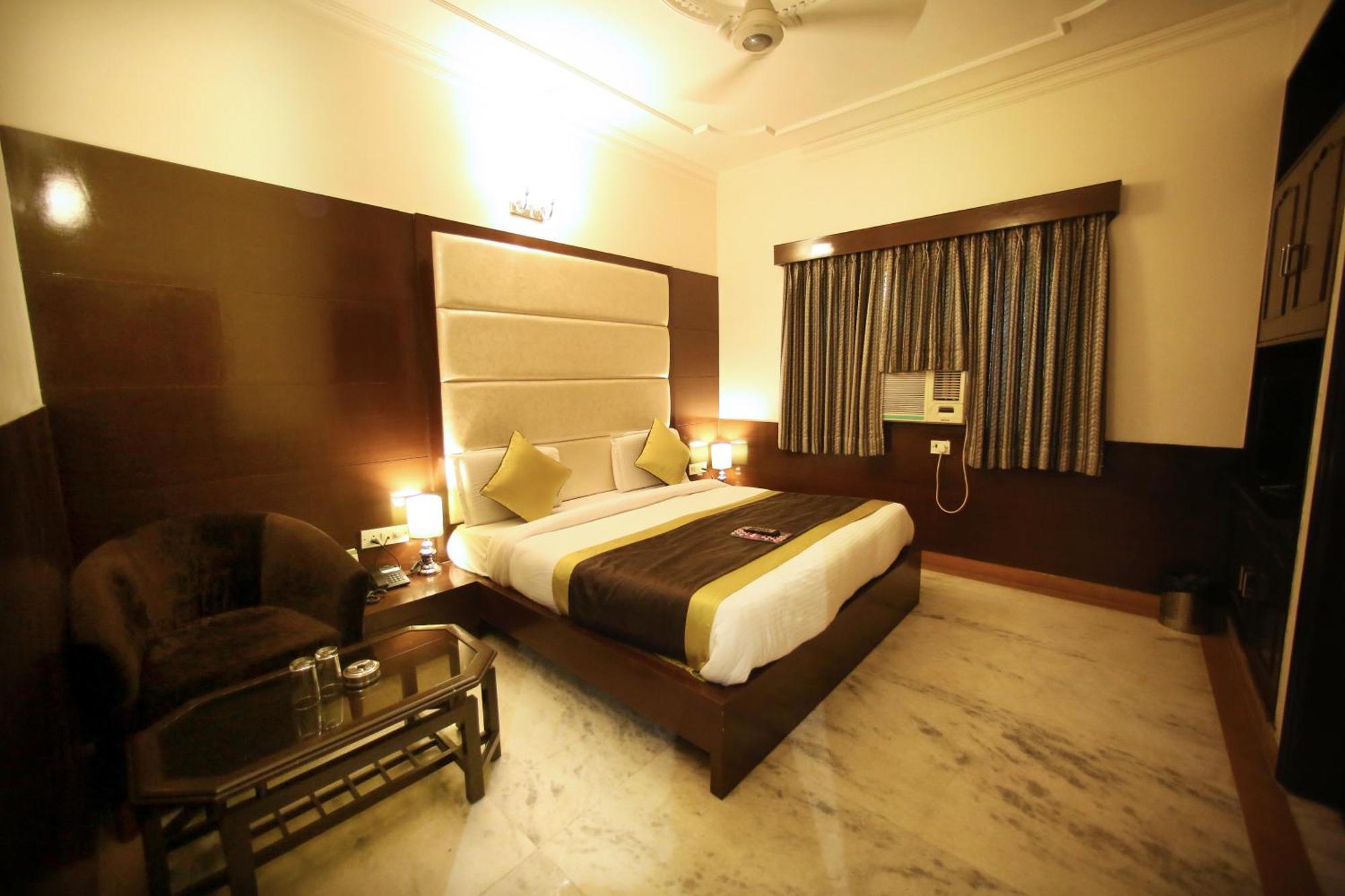 Hotel Aero Star By Star Group New Delhi Eksteriør billede
