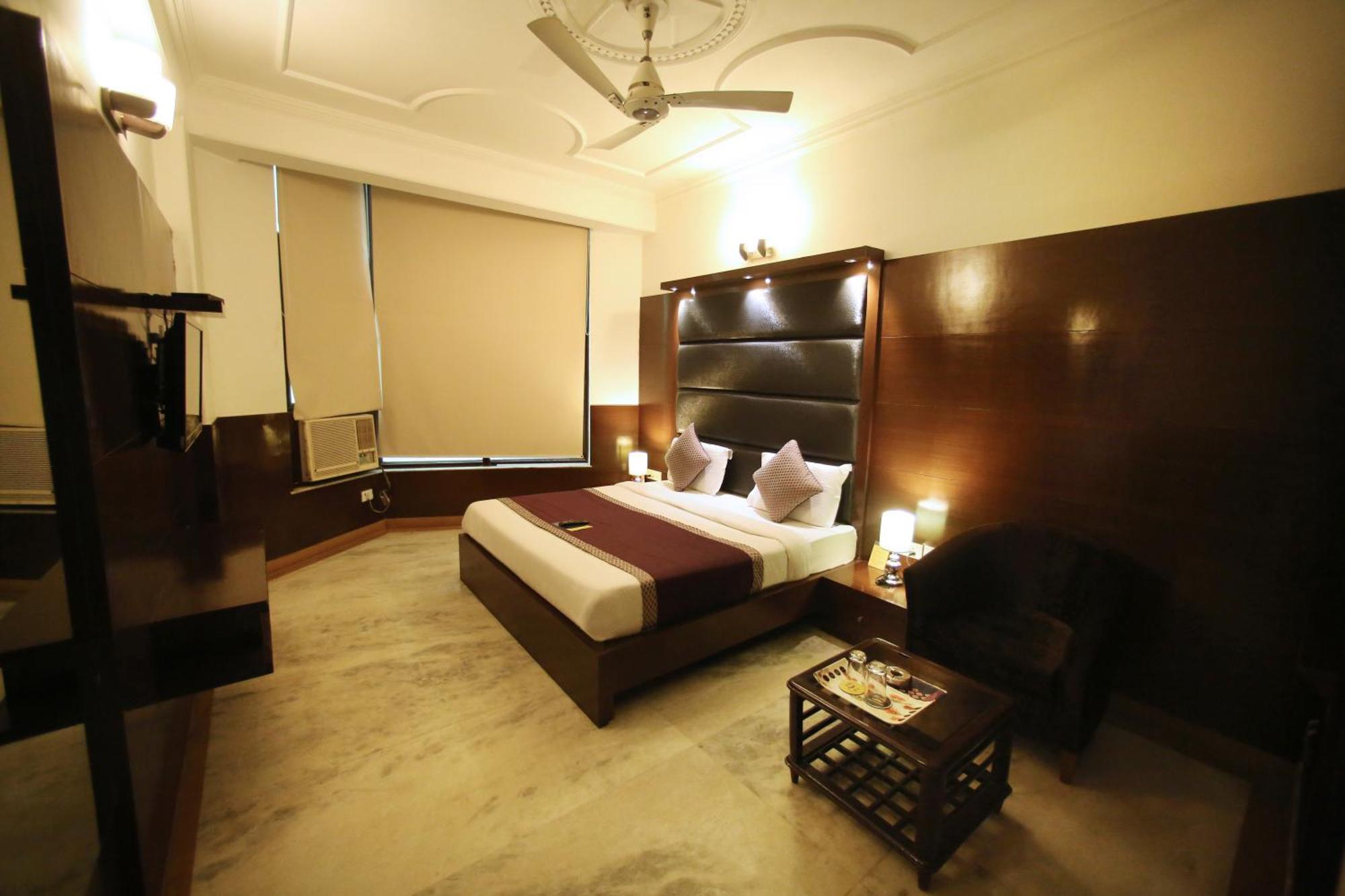 Hotel Aero Star By Star Group New Delhi Eksteriør billede