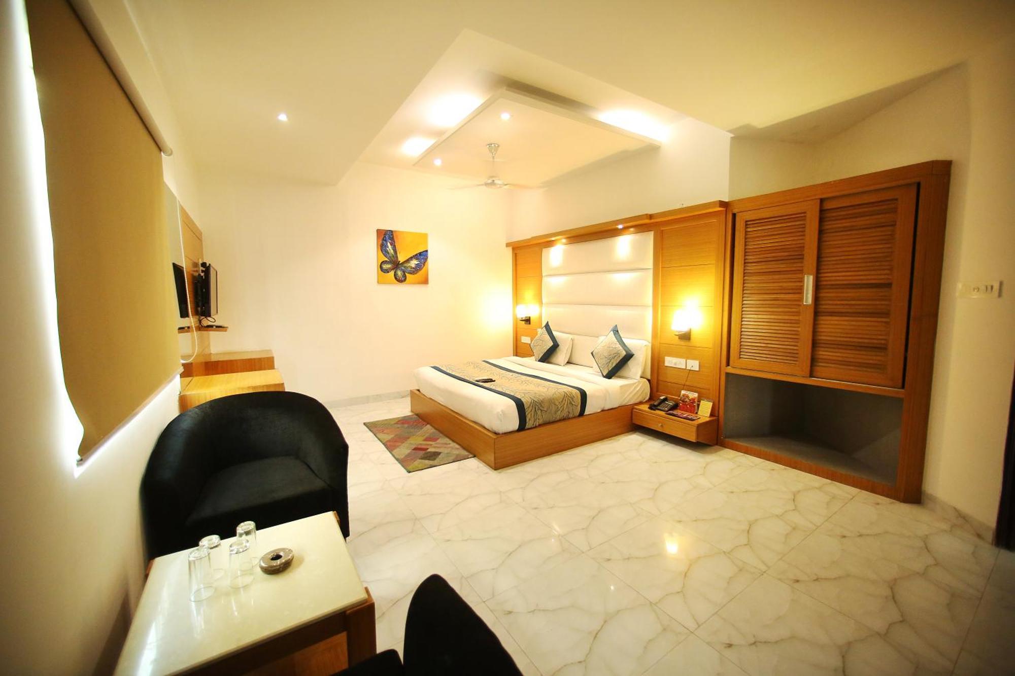 Hotel Aero Star By Star Group New Delhi Eksteriør billede