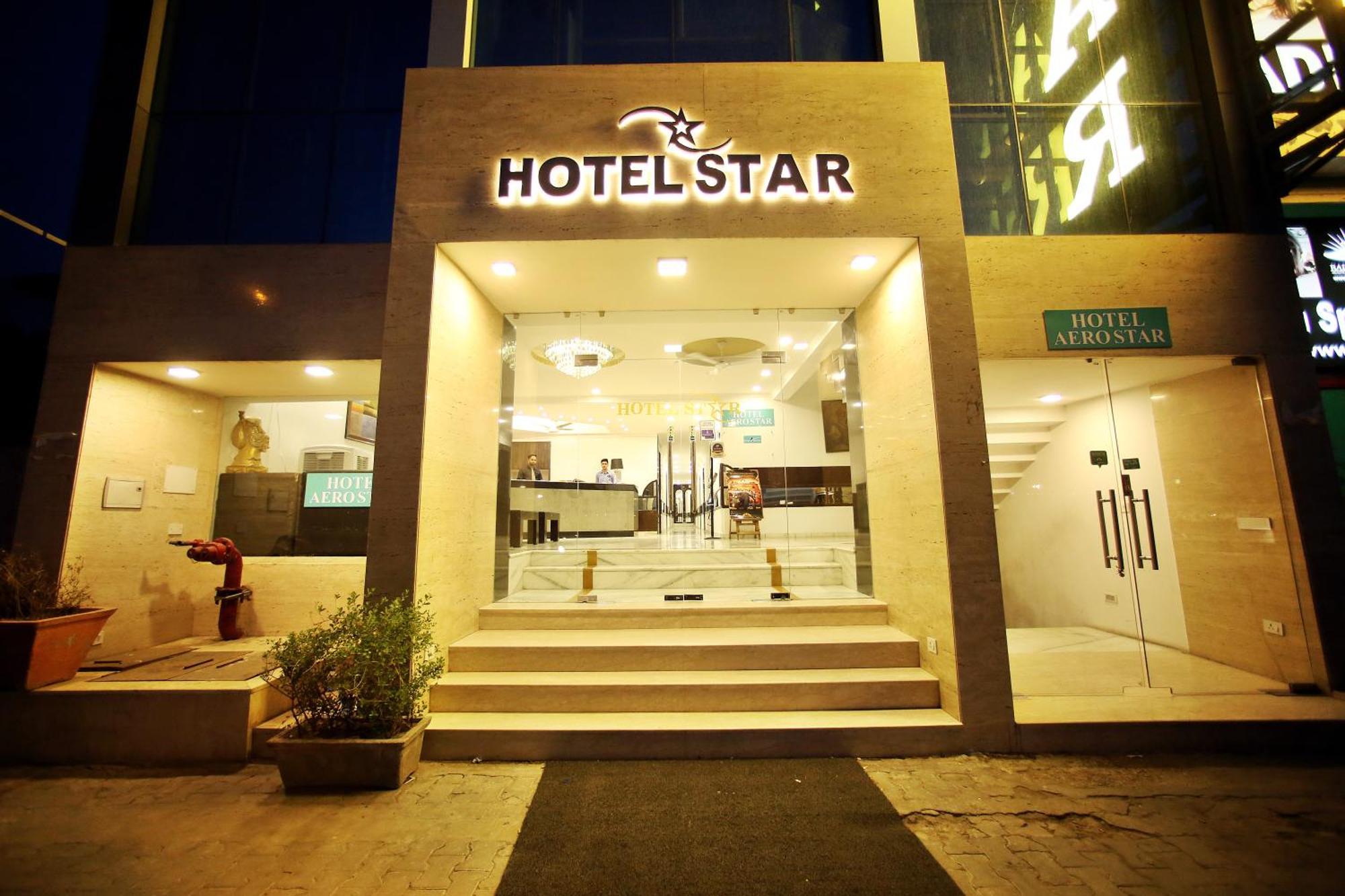 Hotel Aero Star By Star Group New Delhi Eksteriør billede