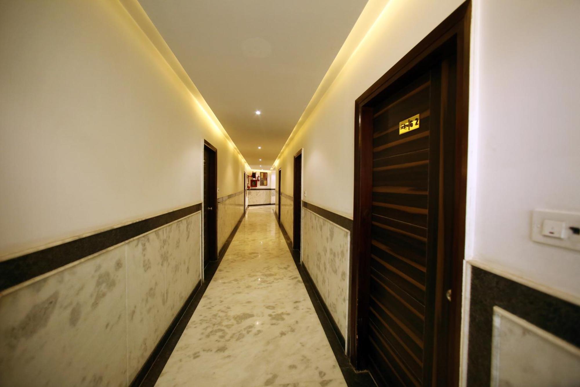 Hotel Aero Star By Star Group New Delhi Eksteriør billede