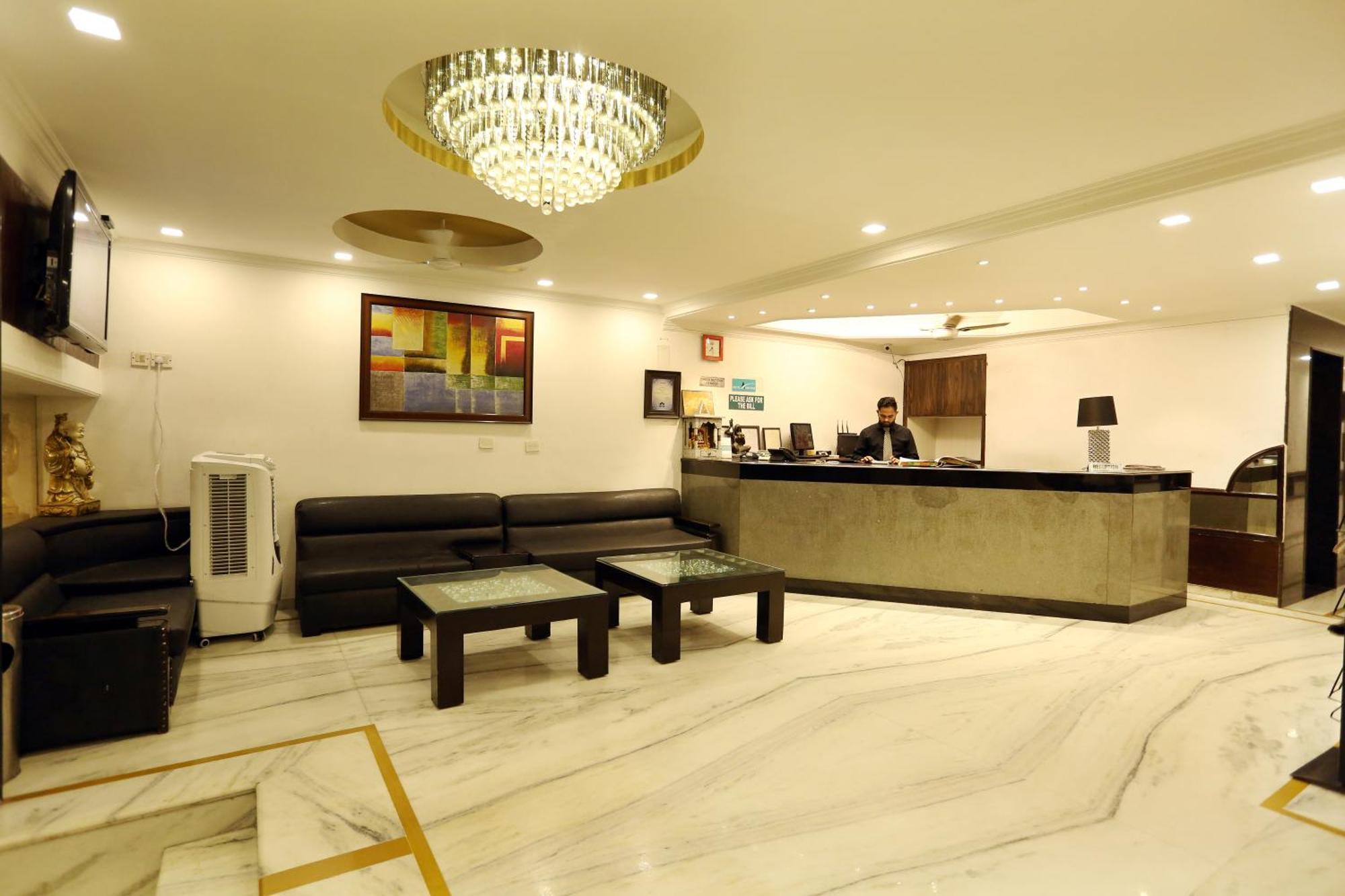 Hotel Aero Star By Star Group New Delhi Eksteriør billede