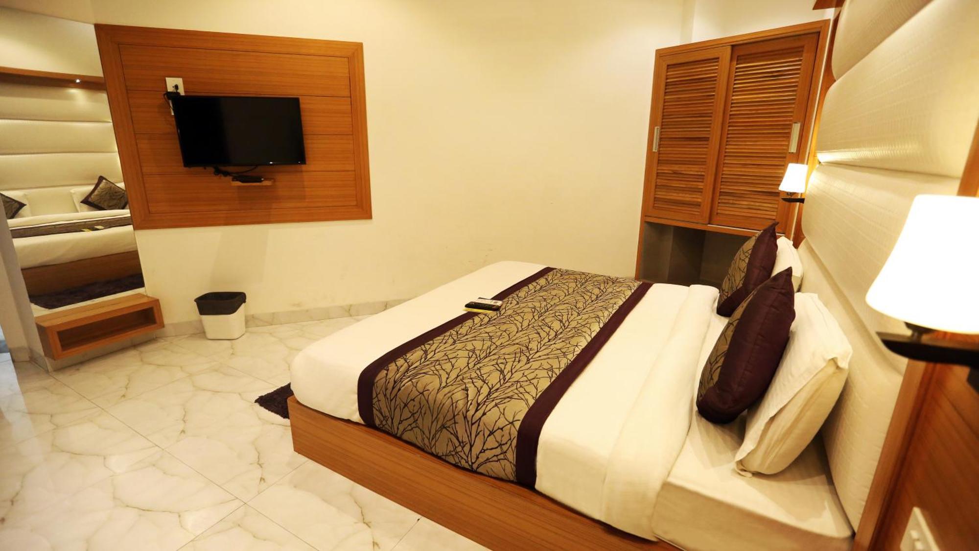 Hotel Aero Star By Star Group New Delhi Eksteriør billede