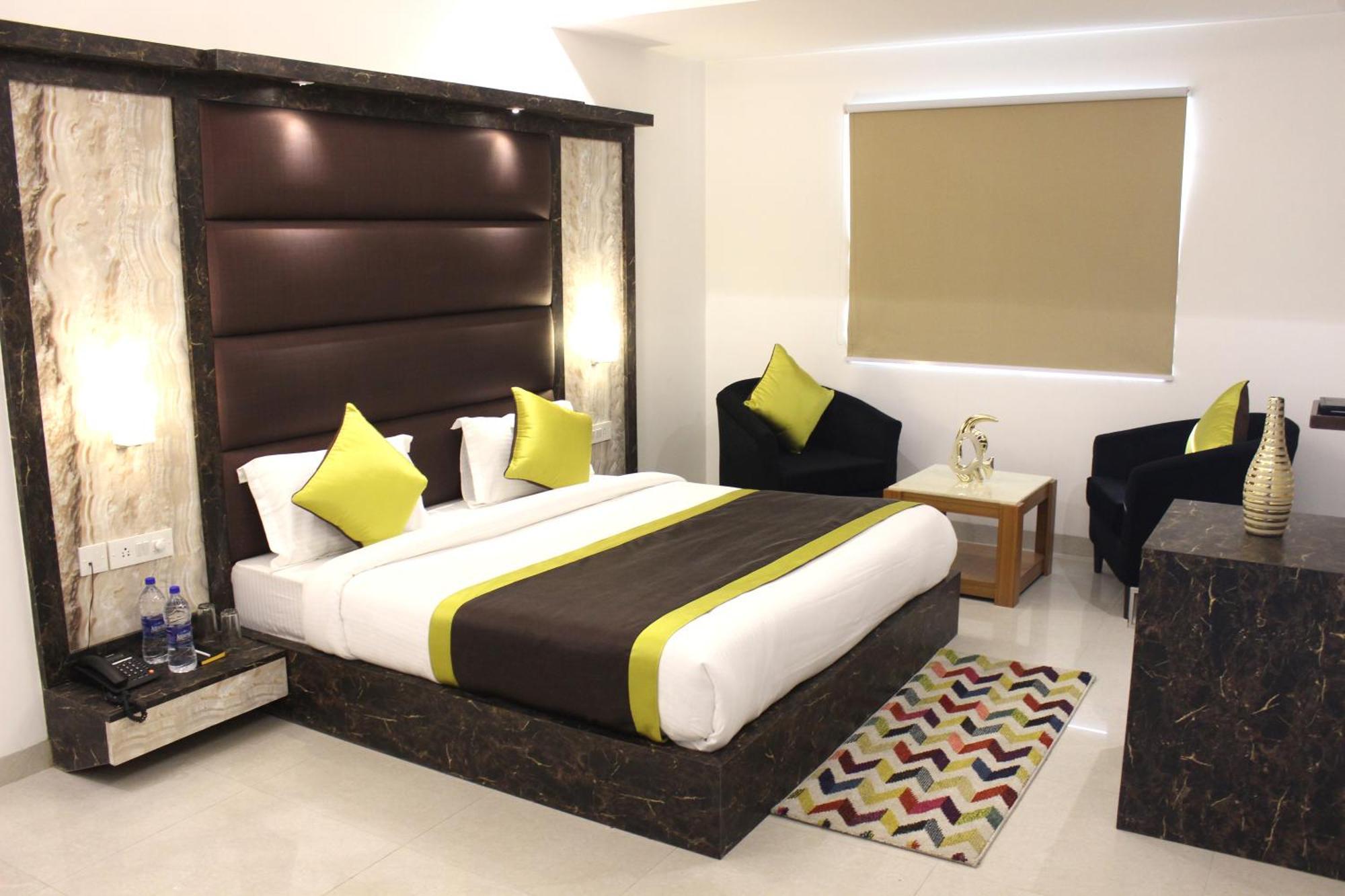 Hotel Aero Star By Star Group New Delhi Eksteriør billede